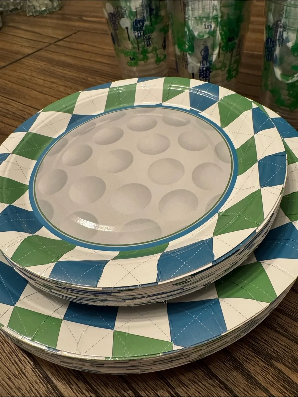 Golf theme paper plates (30 of each) and plastic cups (60)